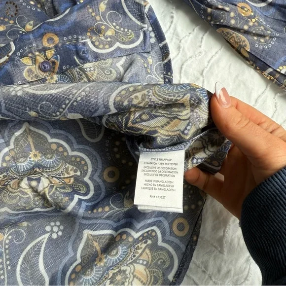 Alex & Parker Blue Tan Paisley Blouse Button Down Top - Picture 7 of 8